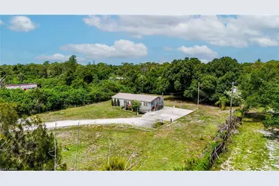 7962 Bartholomew Dr, North Fort Myers, FL 33917 - Photo 25