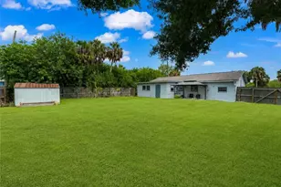 20310 Lorenzo Ave, Port Charlotte, FL 33952 - Photo 29