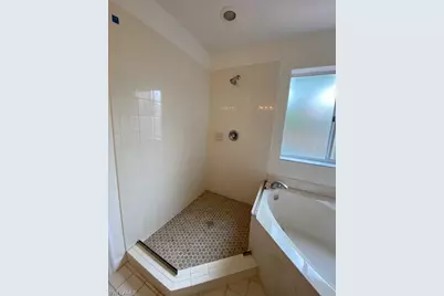 9634 Roundstone Cir, Fort Myers, FL 33967 - Photo 7