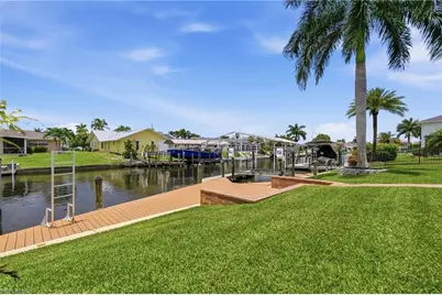 2045 SE 28th St, Cape Coral, FL 33904 - Photo 37