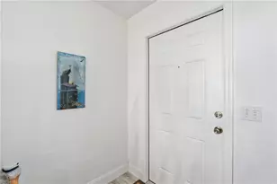 2045 SE 28th St, Cape Coral, FL 33904 - Photo 5