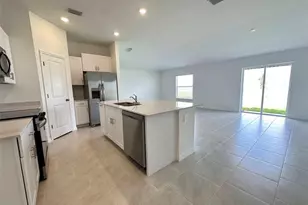 17669 Paradiso Wy, North Fort Myers, FL 33917 - Photo 5