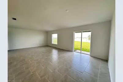 17669 Paradiso Way, North Fort Myers, FL 33917 - Photo 7