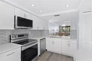 2777 W Gulf Dr, Sanibel, FL 33957 - Photo 3