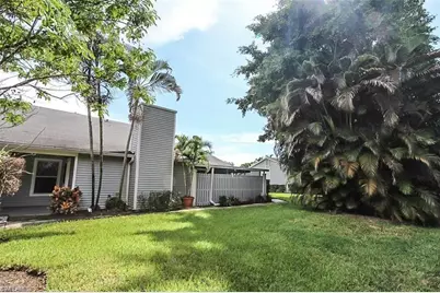 6220 Timberwood Cir #122, Fort Myers, FL 33908 - Photo 5