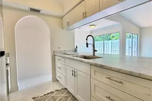6220 Timberwood Cir, Fort Myers, FL 33908 - Photo 23