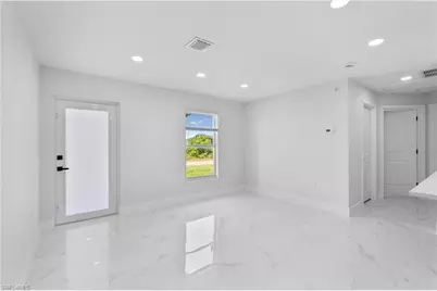 731 Camilla St E, Lehigh Acres, FL 33974 - Photo 7