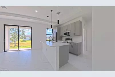 2809 18th St SW, Lehigh Acres, FL 33976 - Photo 9