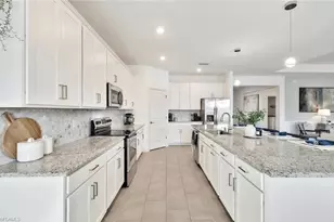 11348 Canopy Loop, Fort Myers, FL 33913 - Photo 9