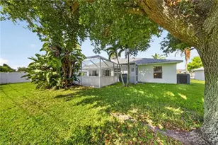 705 SW 9th Ave, Cape Coral, FL 33991 - Photo 35
