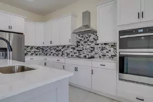 141 SW 37th Pl, Cape Coral, FL 33993 - Photo 9