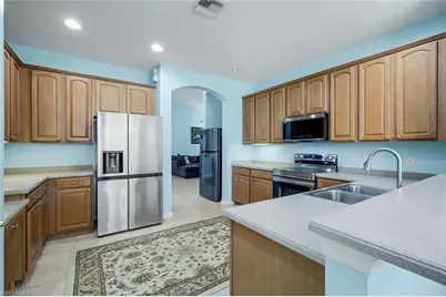 9830 Mar Largo Cir, Fort Myers, FL 33919 - Photo 13