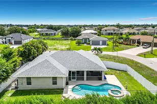 3612 SW 8th Ct, Cape Coral, FL 33914 - Photo 3
