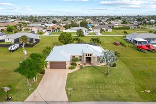 2529 SW 23rd Pl, Cape Coral, FL 33914 - Photo 45
