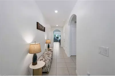 2816 Zaragoza Ct, Cape Coral, FL 33909 - Photo 5