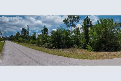 1262 Burbeck St, Fort Myers, FL 33913 - Photo 5