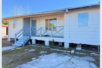 3316 Armstrong Ct, Fort Myers, FL 33916 - Photo 5