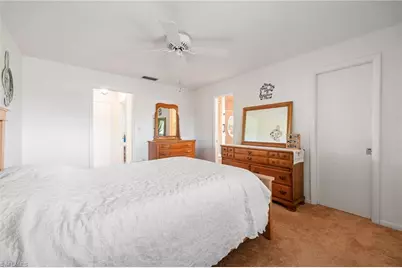 5585 Hamlet Ln, Fort Myers, FL 33919 - Photo 19