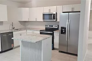 1329 NE 19th St, Cape Coral, FL 33909 - Photo 27