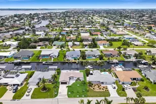 1938 Cornwallis Pkwy, Cape Coral, FL 33904 - Photo 43