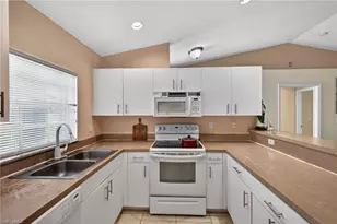 4700/4702 Leonard Blvd S, Lehigh Acres, FL 33973 - Photo 11