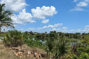 1226 NE 40th St, Cape Coral, FL 33909 - Photo 1