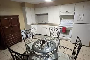 4901 Victoria Dr, Cape Coral, FL 33904 - Photo 5