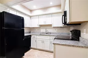 624 SE 13th St, Cape Coral, FL 33990 - Photo 3