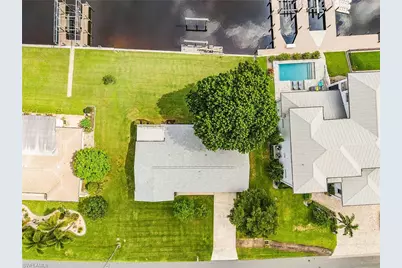 2068 Club House Rd, North Fort Myers, FL 33917 - Photo 31