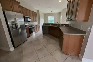 14781 Royal Oak Ct, Fort Myers, FL 33919 - Photo 9