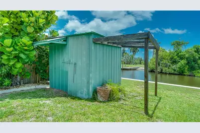 2763 Sanderling Ct, Saint James City, FL 33956 - Photo 31