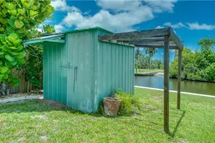 2763 Sanderling Ct, Saint James City, FL 33956 - Photo 31