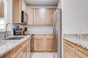 2763 Sanderling Ct, Saint James City, FL 33956 - Photo 9