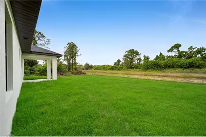 462 Lampion Ave S #Main house, Lehigh Acres, FL 33974 - Photo 17