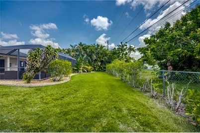 2919 SW 2nd Pl, Cape Coral, FL 33914 - Photo 43