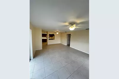 609 SE 23rd Pl #1, Cape Coral, FL 33990 - Photo 5