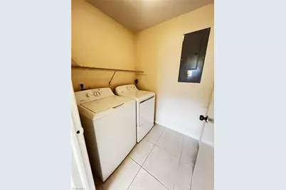 609 SE 23rd Pl #1, Cape Coral, FL 33990 - Photo 11