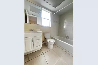 609 SE 23rd Pl #1, Cape Coral, FL 33990 - Photo 7