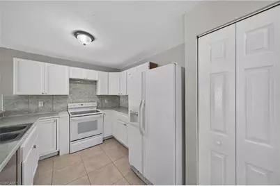772/774 Holmes Ave, Lehigh Acres, FL 33974 - Photo 9