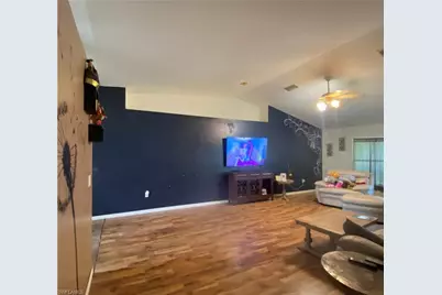 100 NW 28th Ct, Cape Coral, FL 33993 - Photo 5