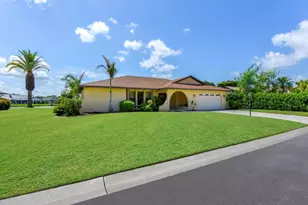 700 Astarias Cir, Fort Myers, FL 33919 - Photo 45