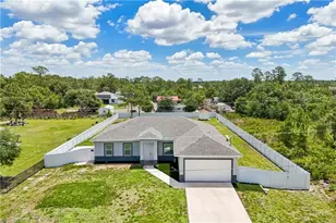 910 Richmond Ave N, Lehigh Acres, FL 33972 - Photo 45