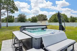910 Richmond Ave N, Lehigh Acres, FL 33972 - Photo 37
