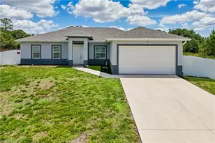 910 Richmond Ave N, Lehigh Acres, FL 33972 - Photo 43