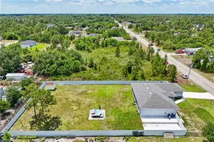 910 Richmond Ave N, Lehigh Acres, FL 33972 - Photo 47