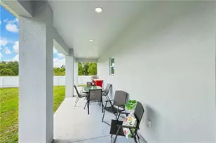 910 Richmond Ave N, Lehigh Acres, FL 33972 - Photo 31