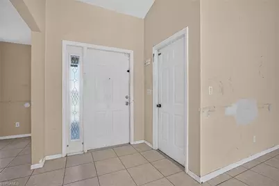 733 Chapman Ave S, Lehigh Acres, FL 33974 - Photo 5