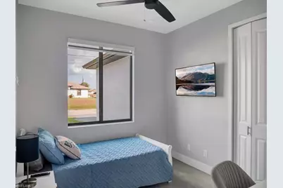 1002 NE 2nd Pl, Cape Coral, FL 33909 - Photo 27