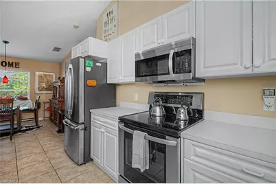 905 NE 17th St, Cape Coral, FL 33909 - Photo 11