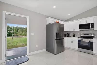 2701 Darlene Pl, Lehigh Acres, FL 33971 - Photo 13